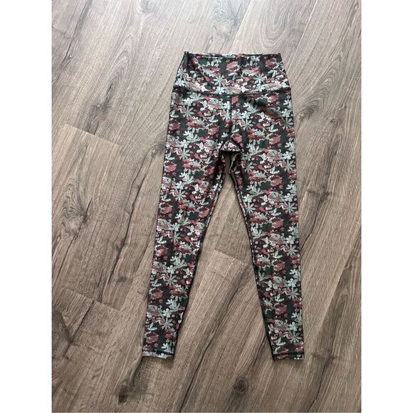 Women’s High waisted Floral print leggings - Picture 1 of 4